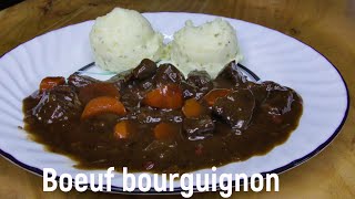 Recette de Boeuf bourguignon facile et rapide [upl. by Hentrich]