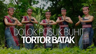 Samosir Island Dancer  Dolok Pusuk Buhit  Tortor batak [upl. by Ielirol341]