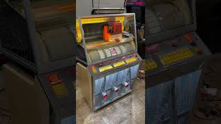 Recently Refurbished Seeburg KD200 Jukebox [upl. by Enyaw812]