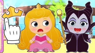 BABY LILY 👶 Dresses up as Sleeping Beauty  Educational Cartoons [upl. by Morganstein]