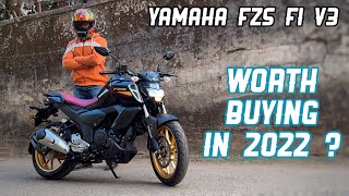 Yamaha FZSFI V3 Deluxe Review  Worth Buying [upl. by Behnken816]