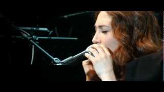 Regina Spektor  quotEetquot Live In London [upl. by Richarda811]