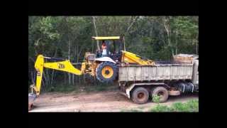 Załadunek JCB 3C na wywrotkę  Loading on the truck [upl. by Otes]