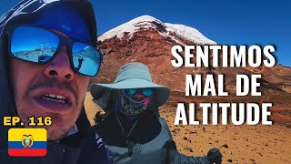 COMO CHEGAMOS na MAIOR MONTANHA do MUNDO  Trekking Chimborazo [upl. by Enelyar]