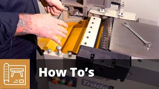 How to set up a planer thicknesser [upl. by Nehte887]