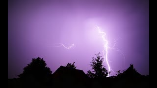 ⚡️ Spectaculaire Blikseminslagen Onweer En Bliksem Compilatie Filmpjes [upl. by Way17]