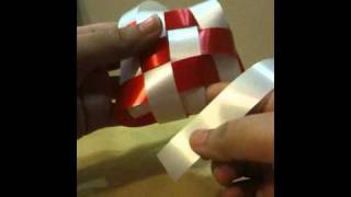 How to Weave or make Hari Raya ketupat clearest amp Simple [upl. by Marika904]