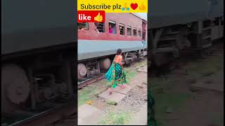 Chain pulling train 😦😦train travel shortvideo shorts [upl. by Milde]