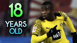 Youssoufa Moukoko 2023 ⚡️ Dribbling Skills Assists amp Goals ► BORUSSIA DORTMUND [upl. by Joao]