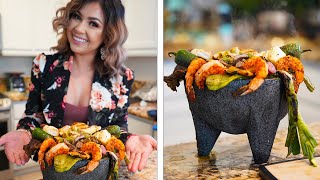 THE BEST MOLCAJETE MAR Y TIERRA  Molcajete Mixto [upl. by Adnawal]