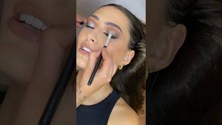 Transformando make beauty em make glam maquiadora tutorialdemaquiagem makeup maquiagemcomglitter [upl. by Manvel]