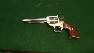 Ruger Single Seven 327 Federal Magnum Revolver [upl. by Ivar608]