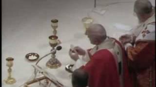 Pope John Paul II chants the Pater Noster  Il Papa Giovanni Paolo II canta il Pater Noster [upl. by Wrand]