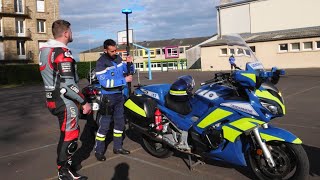 LES SECRETS DUNE MOTO DE GENDARMERIE  Avec explication de la tenue motocycliste gendarmerie [upl. by Schwartz]