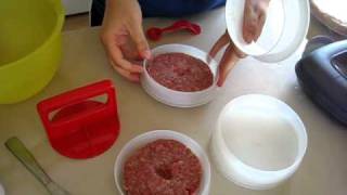 tupperware hamburger press demo [upl. by Morita]