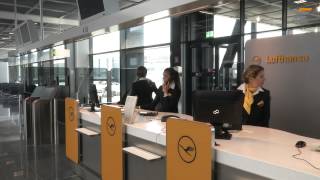 Service Agent mw Checkin bei Lufthansa [upl. by Nawk]