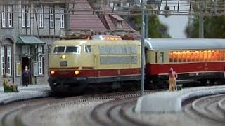 Modelleisenbahn Hessisch Lichtenau Spur H0 Holle Modellbahn mit RheingoldExpress [upl. by Yannodrahc]