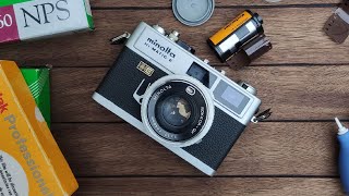 Minolta Hi Matic E 35mm rangefinder camera review and how to load film  battery [upl. by Avron31]