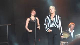 Ina Müller quotZalandoquot live in RantumSylt am 25072014 [upl. by Hachmin419]