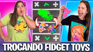 TROCAS DE FIDGET TOYS  ELA TROUXE MUITOS RAROS [upl. by Eatnwahs]