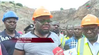 Illegal miners remain trapped [upl. by Gaskill]