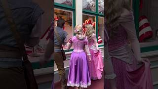 💖Princess Aurora Rapunzel and Flynn Rider 😲♥️ disney disneycharacter shorts [upl. by Nail]