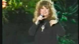 Алла Пугачева  Старинные часы Вернж Резника 1995 Live [upl. by Harrie]