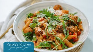 Vegetarische balletjes in tomatensaus met pompoen en penne  Karolas Kitchen [upl. by Shandy]