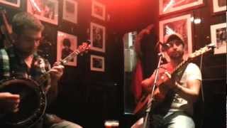 Hot Whiskey  Galway Girl Live  Temple Bar [upl. by Ley]