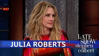 Julia Roberts Calms Down By Playing Mahjong [upl. by Yttig]