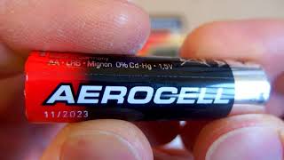 AA alkaline battery test  a new winner [upl. by Yorel]