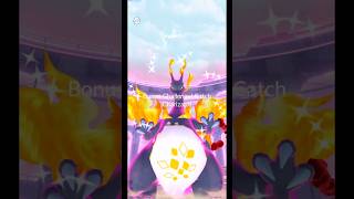 Getting Lucky With✨️Shiny Gigantamax Charizard Raid in pokemongo [upl. by Lidah78]