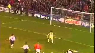 eric cantona sÃ¼per gol ve sevinciwmv [upl. by Eeralih922]