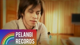 Matta  Pacarku Yang Cantik Official Music Video [upl. by Annayi]