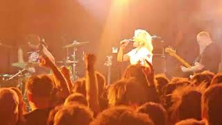 AMYL AND THE SNIFFERS Snakes Live  Scala Pentonville Road Kings Cross London 270524 [upl. by Eillor714]