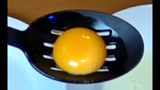 4 simple ways to separate egg yolks [upl. by Yelsha]