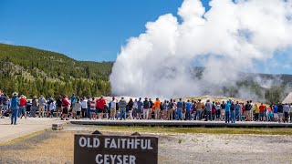 Horrible today Yellowstone geyser supervolcano eruption sent 1000 meters water into the sky [upl. by Izak767]