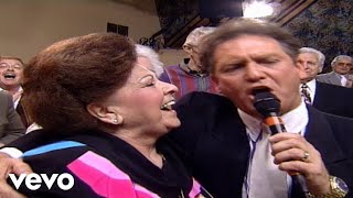 Bill amp Gloria Gaither  Jesus Loves Me This I Know Live ft The Gatlin Brothers [upl. by Stefano]