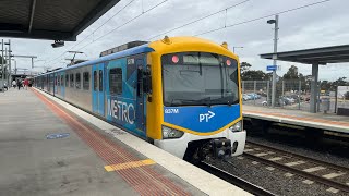 A trip from Craigieburn to Flinders Street [upl. by Willard563]