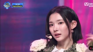 Hearts2Hearts Live mcountdown Inkigayo Full ‘THE CHASE’ live performance [upl. by Tibbitts745]