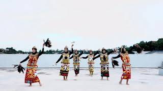 Tari Dayak kreasi [upl. by Aetnahc]