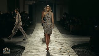 Spring Summer 2025 Fashion Show Versace [upl. by Amihc]