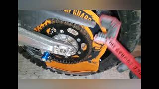 Husky 701 chain cleaning with Moto Grime Guard [upl. by Hniv]