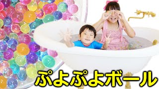 ★バスルームが「ぷよぷよボール」だらけ～！★Play Puyo Puyo ball in the bathroom★ [upl. by Campney809]