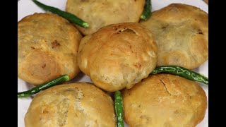 Matar Kachori Recipe  Green Peas Kachori  Kasta Matar Kachori  Hare Matar Ki Kachori [upl. by Eralcyram]