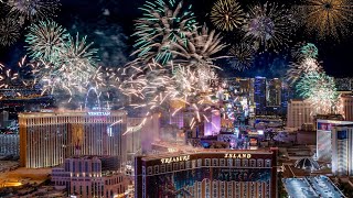 LAS VEGAS New Years Eve 2023 Countdown and Fireworks 🎉 [upl. by Anahsohs672]