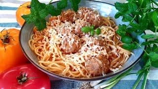 🍅 Klopsiki w sosie pomidorowym 🍝 Pikantne pulpety  makaron w sosie pomidorowym 🌶 Nasze dania [upl. by Nickles]