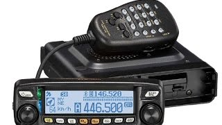 Yaesu FTM 100DR Choosing different display option [upl. by Rennie]