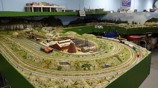 Large N Scale Gauge Train Layout of Midwest N Pioneer Model Railroad RR Club awesome trains [upl. by Inalaehak]