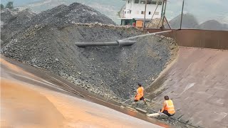 Barge unloading 3000 tons of phosphorite ore  Relaxing video [upl. by Asiulana806]